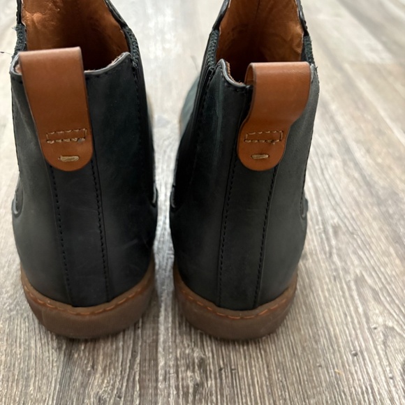 Gentle Souls Nyle Chelsea Boot(Kenneth Cole) - Picture 5 of 7